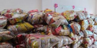 Entrega de cestas basicas