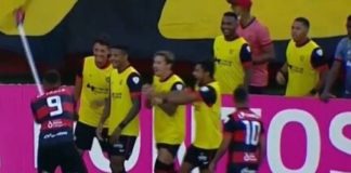 Vitória vence o Bahia