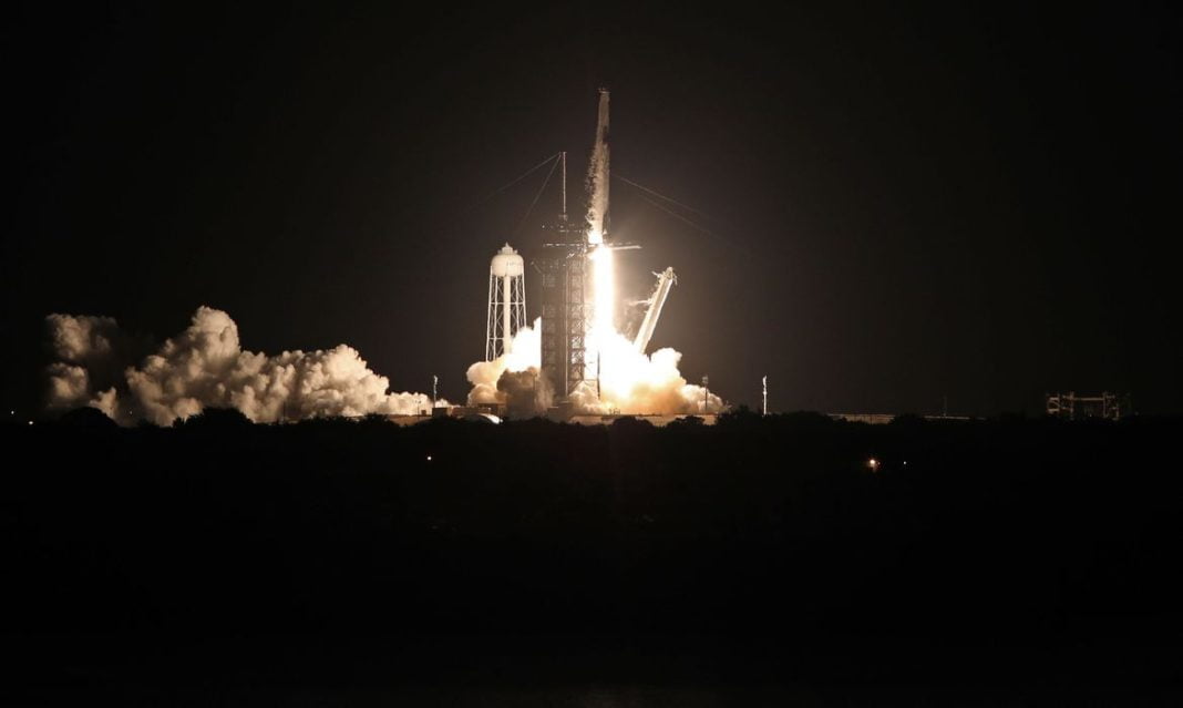 FOGUETE SPACEX