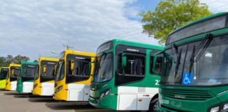 Assalto a ônibus: Ação termina com 2 passageiros baleados e um suspeito morto