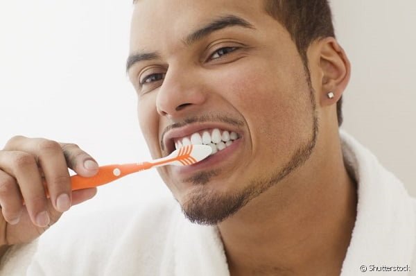 escova os dentes