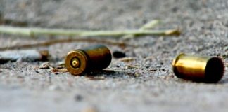 Sete de Abril: Após ataque a tiros, 5 pessoas morrem