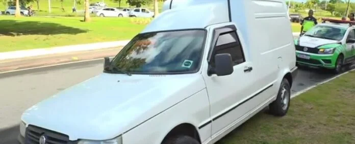 corpo_homem_encontrado_carro_salvador_widelg