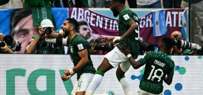 130641,deu-zebra-em-estreia-na-copa-argentina-perde-para-arabia-saudita-por-2x1-3