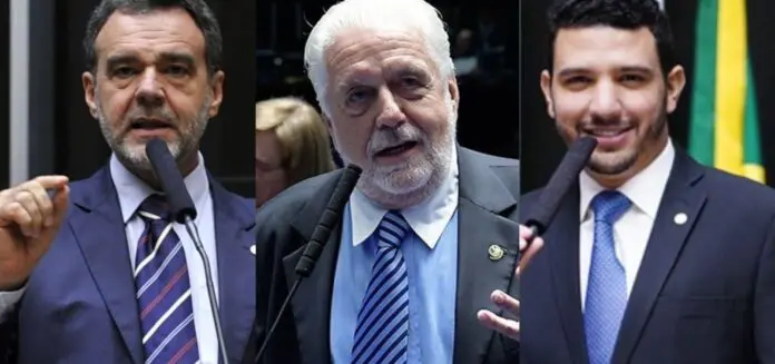 135003,tres-parlamentares-da-bahia-embarcam-para-china-junto-com-comitiva-de-lula-3