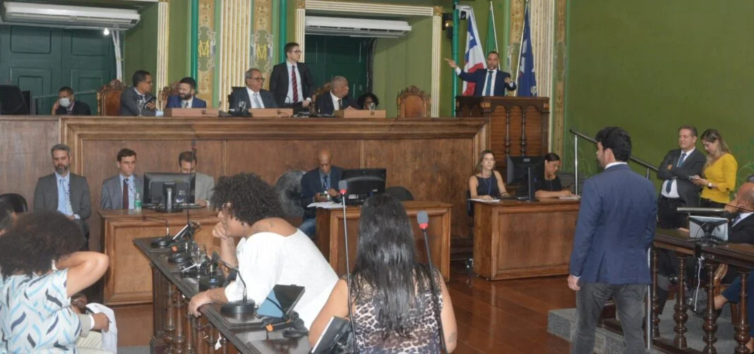 135295,votacao-de-projeto-dos-taxistas-e-adiada-pela-camara-de-salvador-apos-relator-adoecer-3