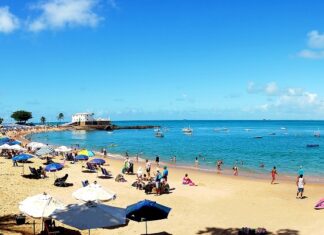 Projeto de vereador sobre ordenamento de praias em Salvador é retirado de pauta de votação por próprio autor