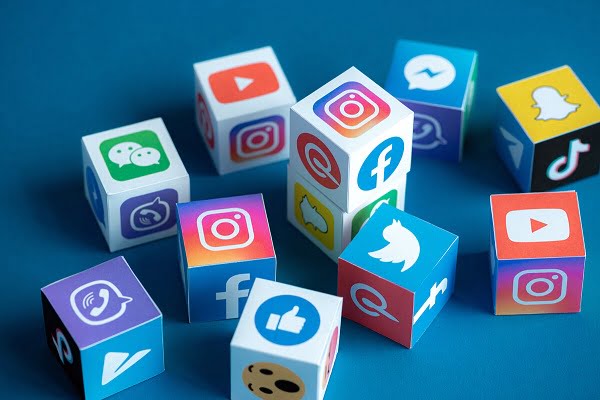 redes sociais em escolas