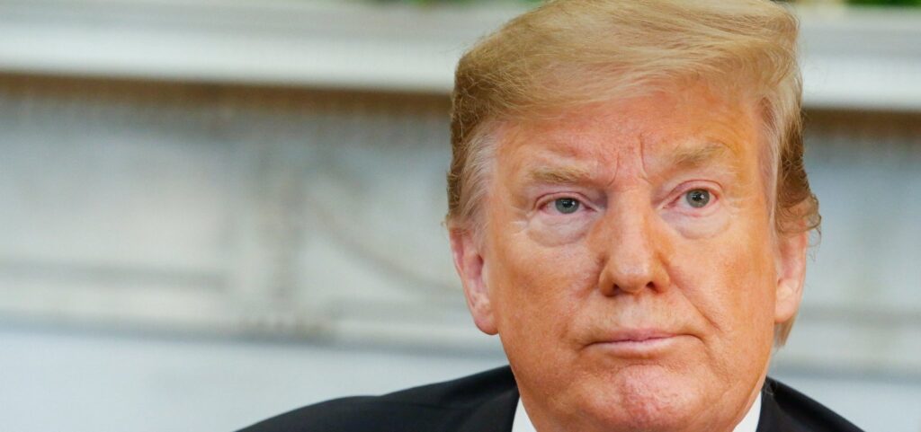 Julgamento de Trump por casos de suborno tem início nesta segunda.