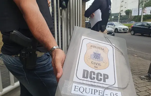 300325-policia-civil-deflagra-operacao-que-investiga-golpe-milionario-em-salvador-advogado-e-bombeiro-sao-alvos