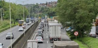Ônibus é assaltado na BR-324 às vésperas do São João