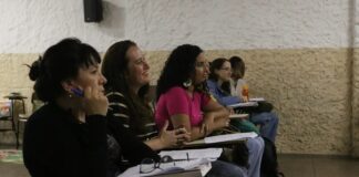 Governo divulga caderno de provas do CNU; gabaritos oficiais serão divulgados na terça (20)