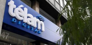 Argentina: Milei tira do ar perfis e sites de TV e rádios públicas do país