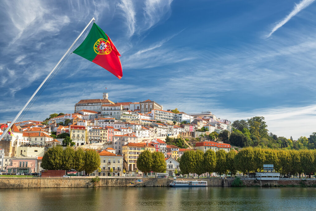Eleições de Portugal são vencidas pelo Centro-Direita.