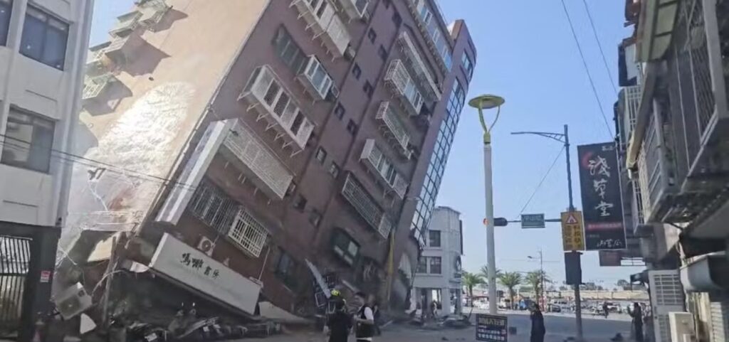 Cidade de Taiwan é atingida por terremoto