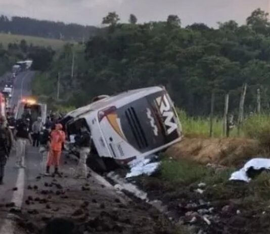 Extremo sul da Bahia: Sobe para 9 número de mortos em acidente