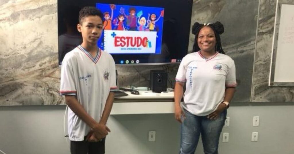 SEC abre 52 mil vagas para estudantes-monitores.
