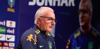 Eliminatórias: Dorival espera jogo complicado contra seleção peruana nesta terça (15)