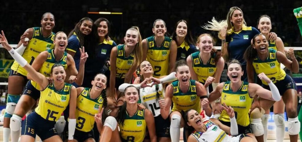 Seleção brasileira feminina de vôlei assume a liderança da VNL após derrotar a Sérvia