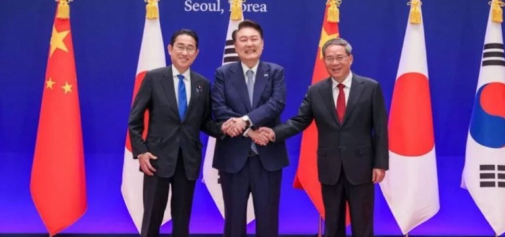 Cúpula da China, Japão e Coreia do Sul discute desnuclearização da Coreia do Norte