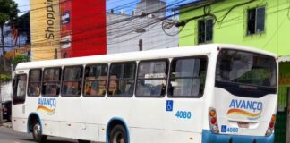 Empresa de transporte metropolitano adia suspensão de linhas