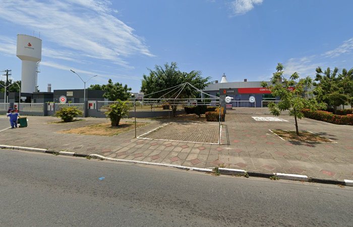Aluna é assaltada em estacionamento de universidade em Lauro de Freitas