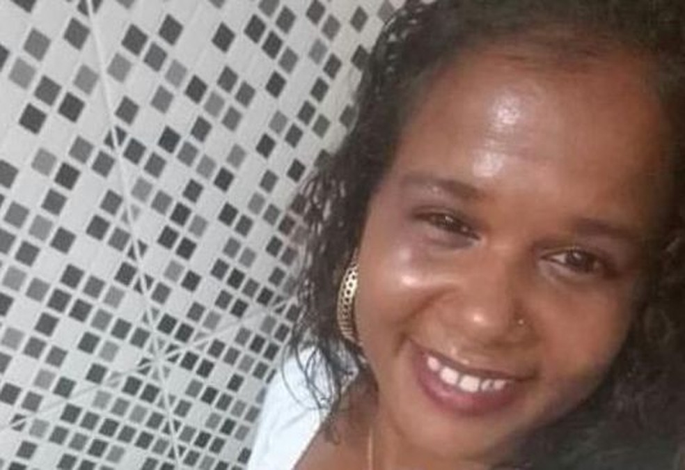 Corpo de manicure é localizado parcialmente carbonizado na RMS.