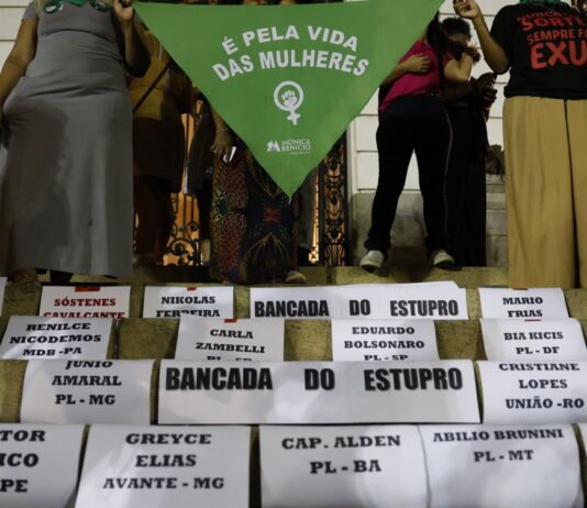 Capitais brasileiras realizam protestos contra PL que equipara aborto ao homicídio