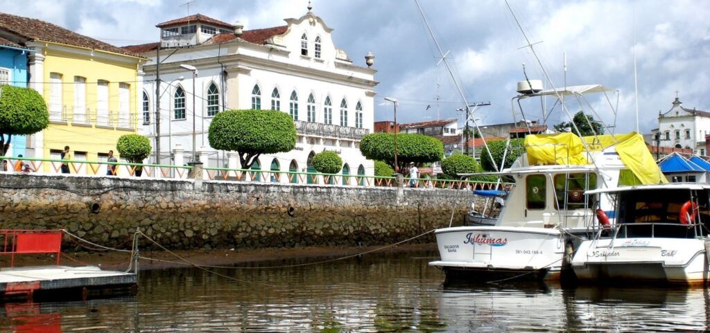Estado da Bahia está sob alerta de baixa umidade e tem dois municípios entre os mais secos do país