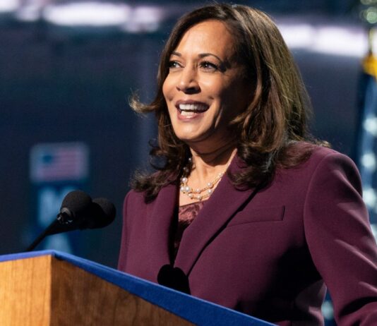 Campanha presidencial: Kamala Harris arrecada US$50 milhões