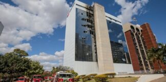 Após incêndio em prédio, OAB adota medidas emergenciais