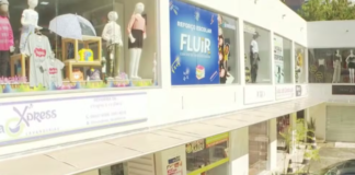 Pituba: Três estabelecimentos comerciais são invadidos e furtados em galeria