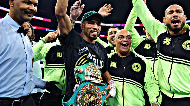 Após derrotar americano, Robson Conceição é campeão mundial de boxe dos superpenas