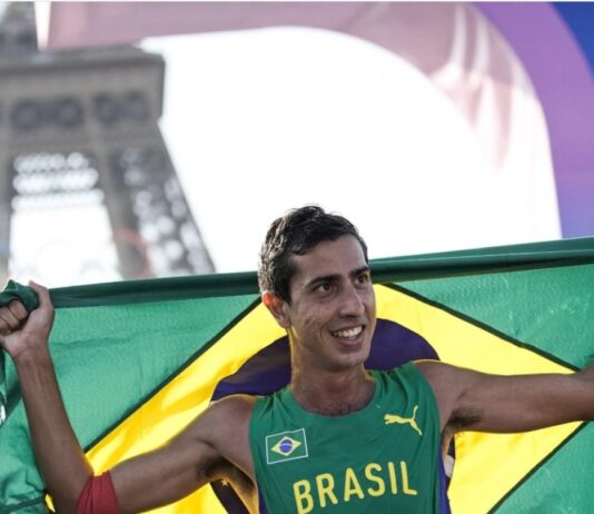 Medalha de Prata inédita: Caio Bonfim ganha pódio na marcha atlética