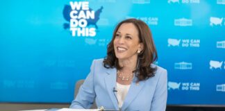 Após ser nomeada oficialmente como candidata do Democrata, Kamala Harris anuncia vice