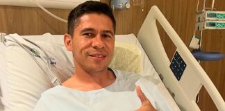 Após internação, atacante do Vitória tranquiliza torcida