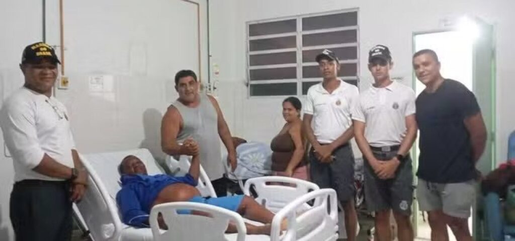 Extremo sul: Após barco virar na Bahia, pescador nada mais de 48h em busca de ajuda