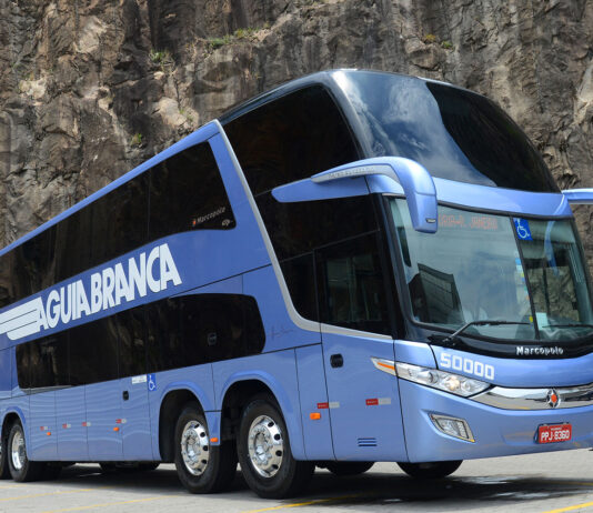 Bahia: Empresa de ônibus oferta mais de 80 vagas para agente de vendas e motoristas; saiba mais