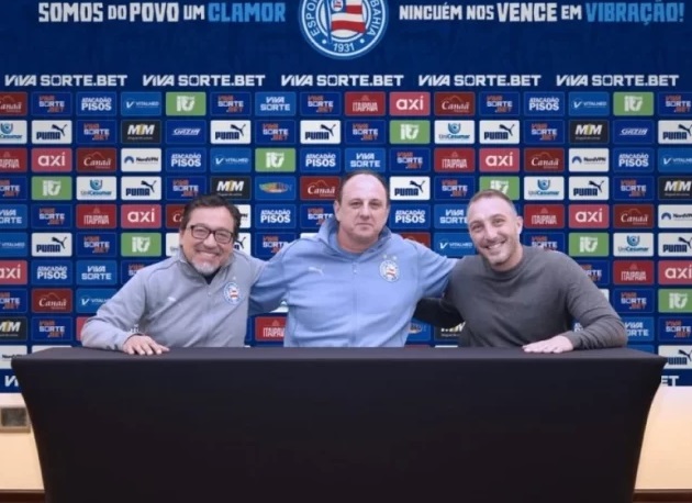 Rogério Ceni renova com o Bahia